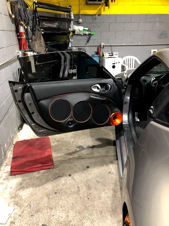 Erietronics Inc car audio shop in Philadelphia, Pennsylvania photo 5