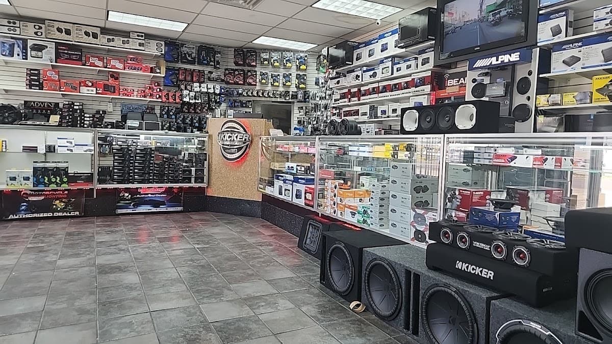 US1 Car Stereo car audio shop in Philadelphia, Pennsylvania photo 6