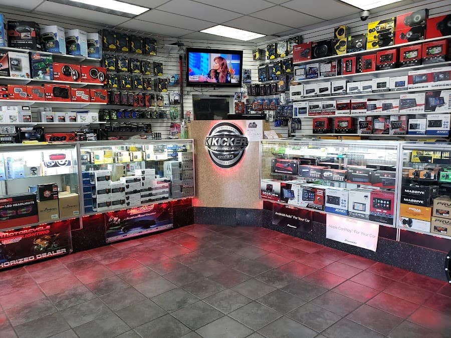 US1 Car Stereo car audio shop in Philadelphia, Pennsylvania photo 3