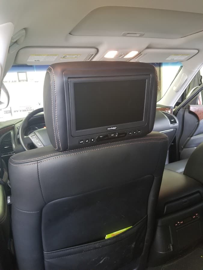 North Iowa Car Electronics car audio shop in Mason City, Iowa photo 4