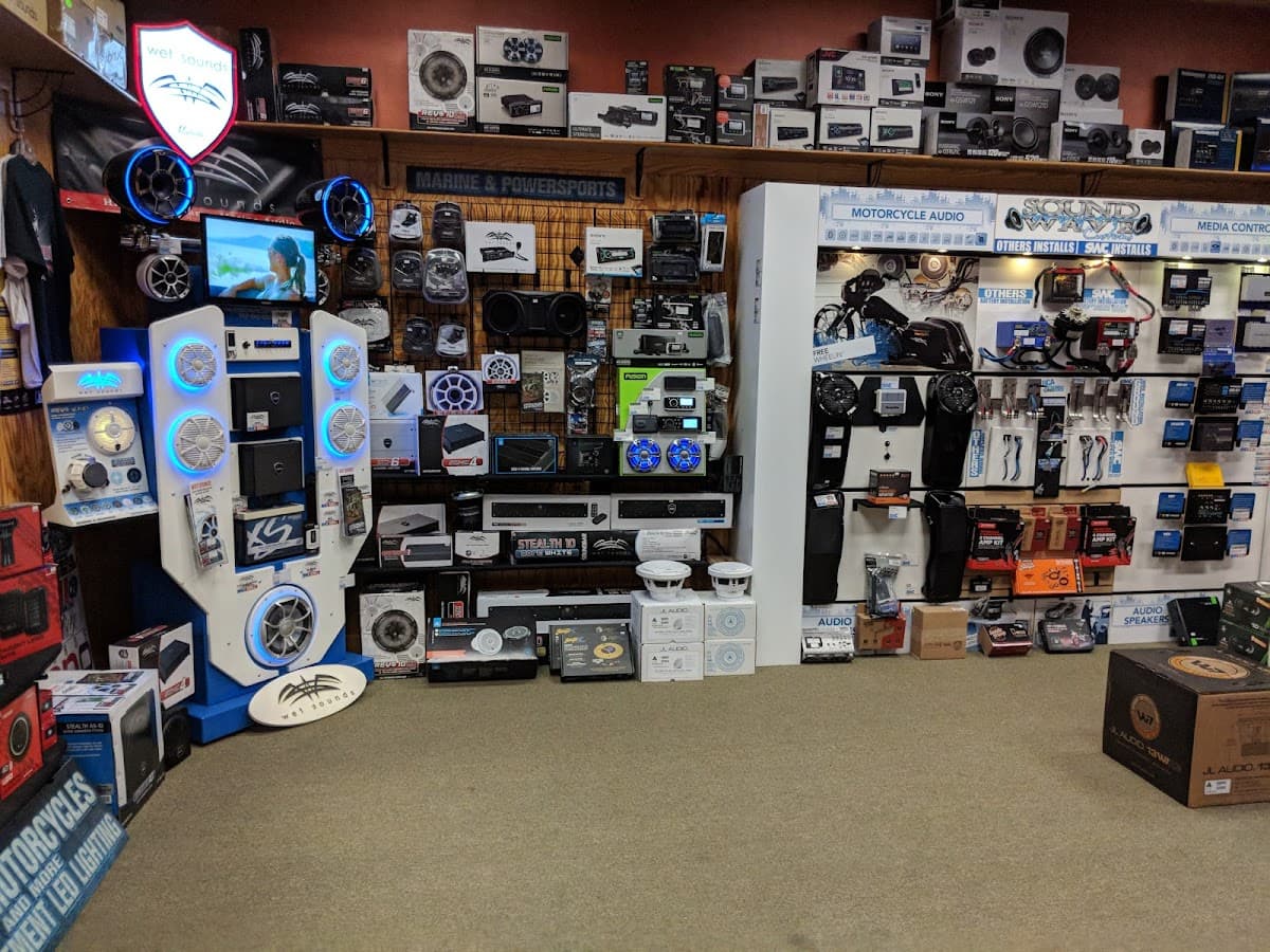 Sound Wave Customs car audio shop in Virginia Beach, Virginia photo 4