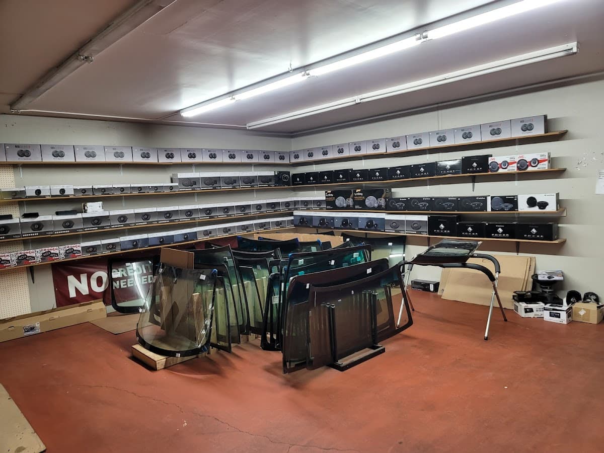 J&j stereo auto glass window tint and locksmith image 8