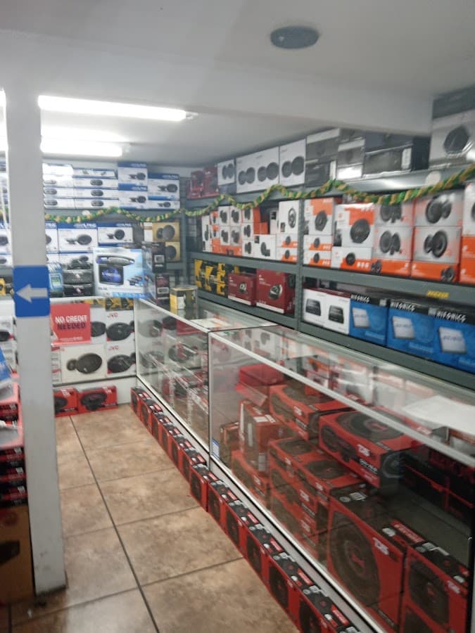 Auto Stereo of Riverside image 3