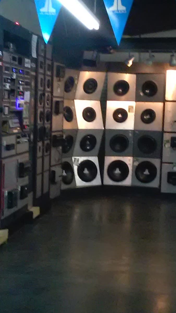 Hi-Fi Cruisin' image 2