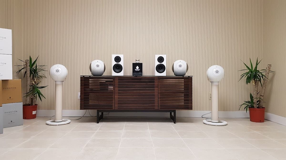 Audio Excellence car audio shop in Markham, Ontario photo 9