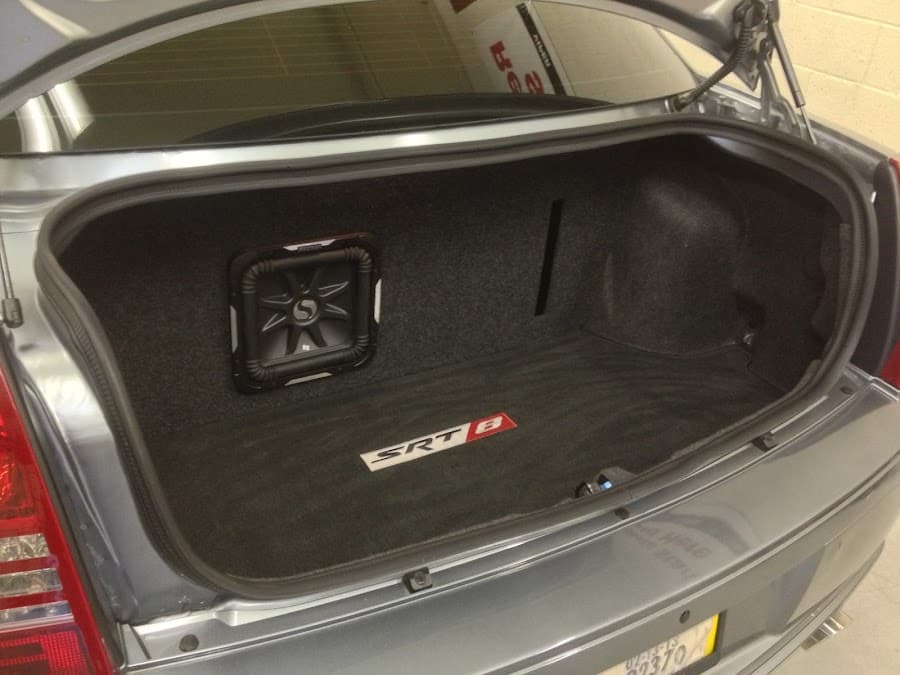 Quality Car Stereo image 9