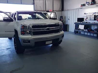 Sound Customs FX car audio shop in Albuquerque, New Mexico photo 7