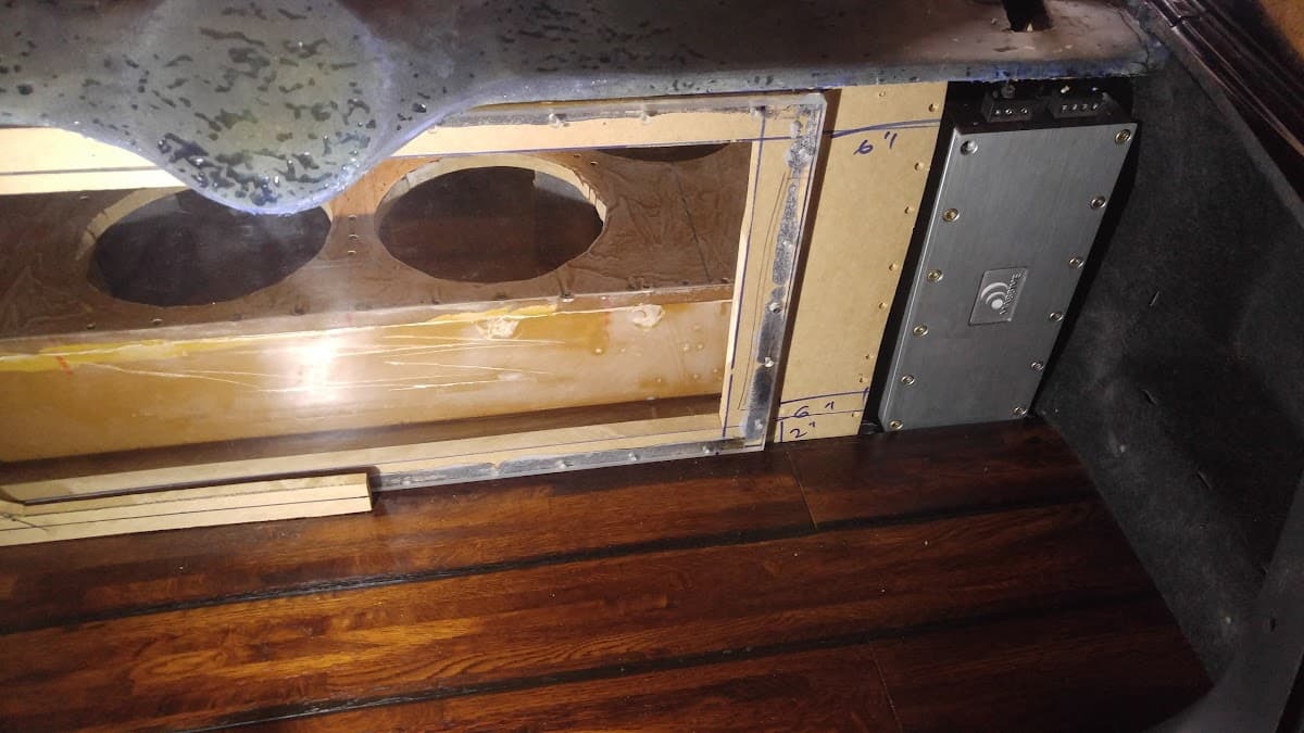 D D Car Audio image 2