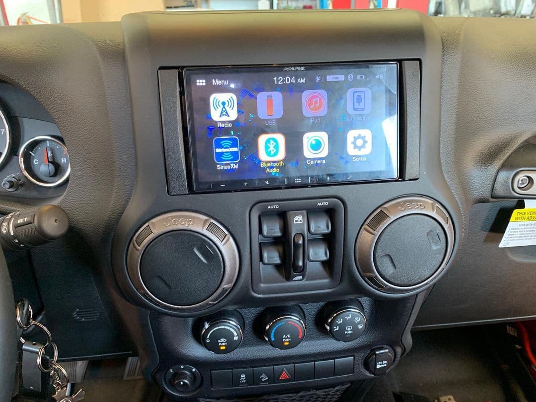 Onlinecarstereo image 8