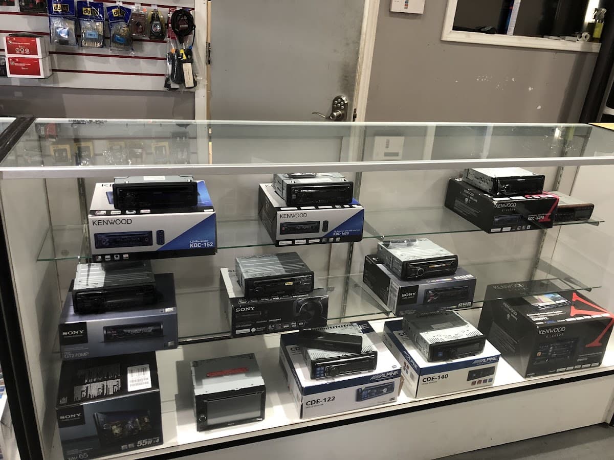 Unlimited Car Stereo image 3