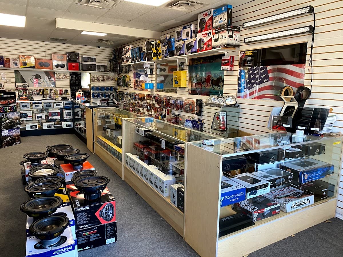 High Sound Solution Car audio & Alarms image 2