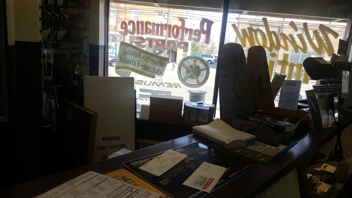 Zippo's Mobile Electronics car audio shop in Belleville, New Jersey photo 5