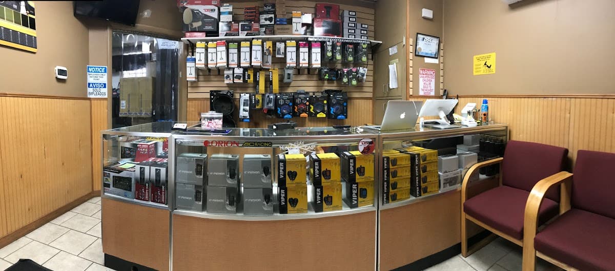 RJ AutoSound & Tint car audio shop in Pennsauken Township, New Jersey photo 8