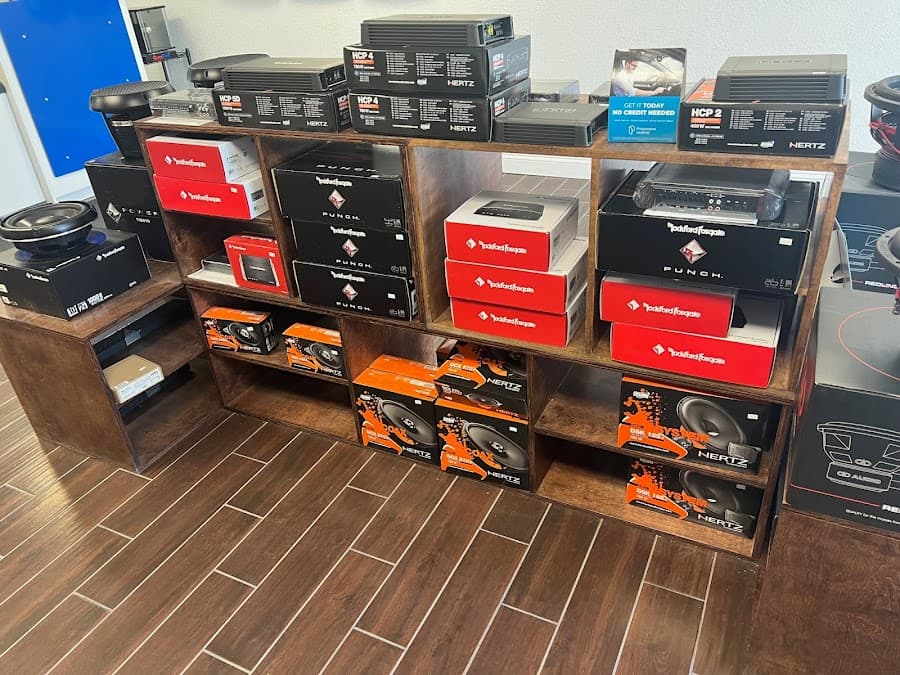 NW Audio car audio shop in Platte City, Missouri photo 6