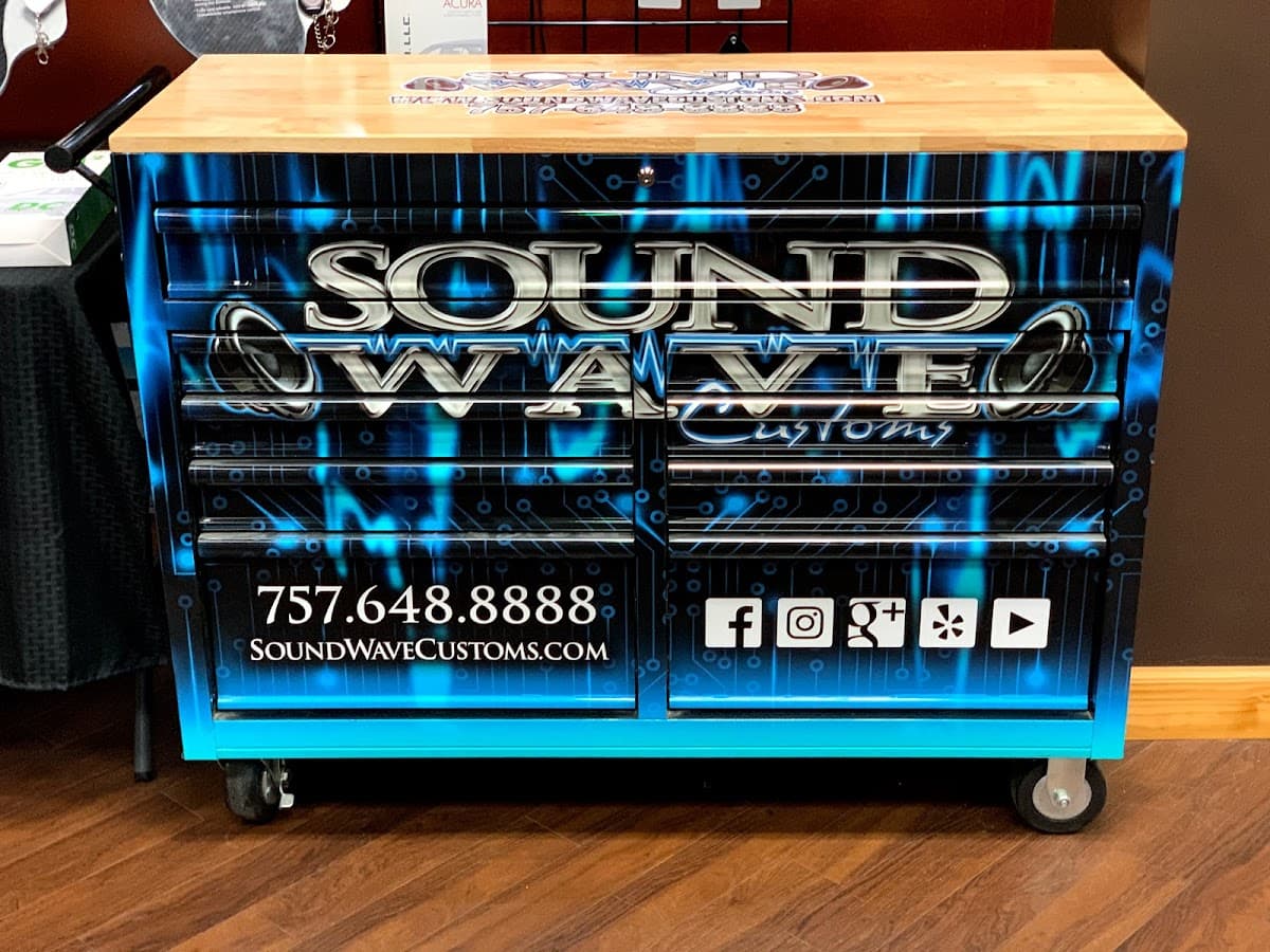 Sound Wave Customs car audio shop in Virginia Beach, Virginia photo 8