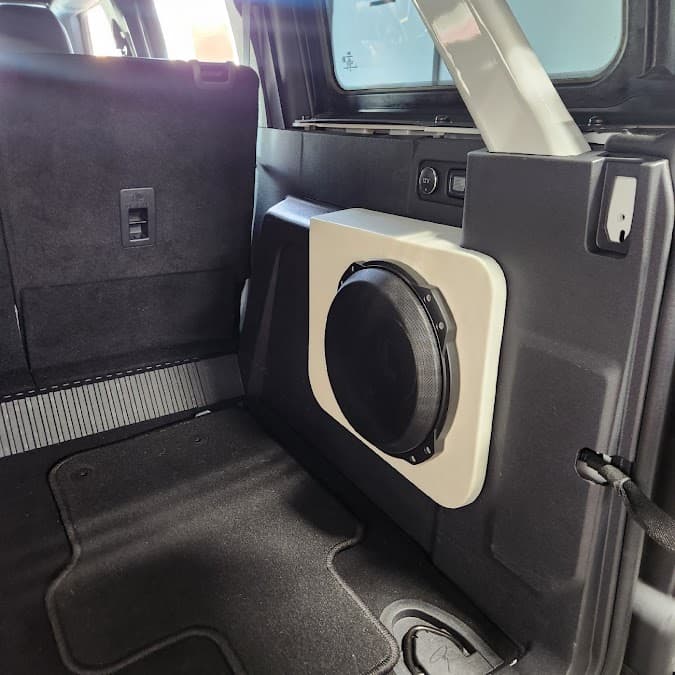 290 Car Audio image 2