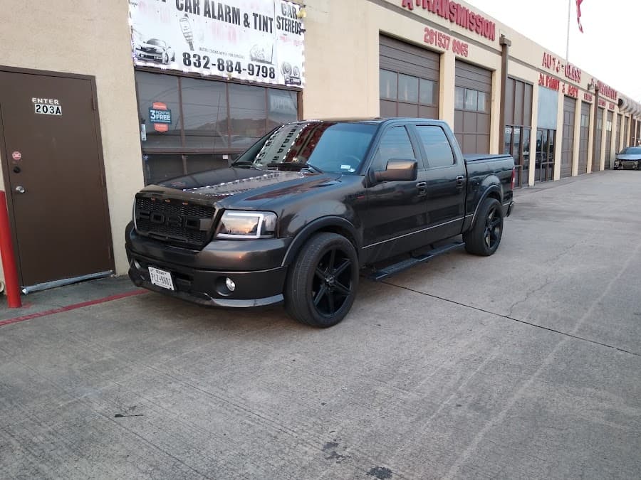 Genesis Car Stereo image 6