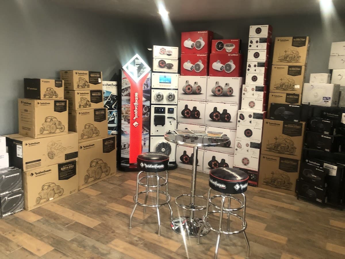 Auto Stereo car audio shop in Clarksville, Tennessee photo 2