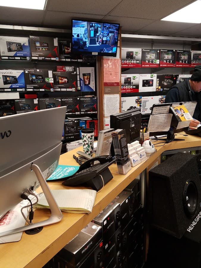 Brooklyn Car Audio image 8