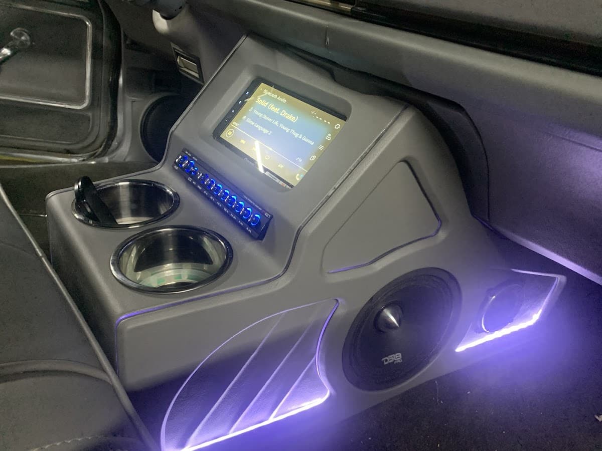 Unlimited Car Stereo image 4