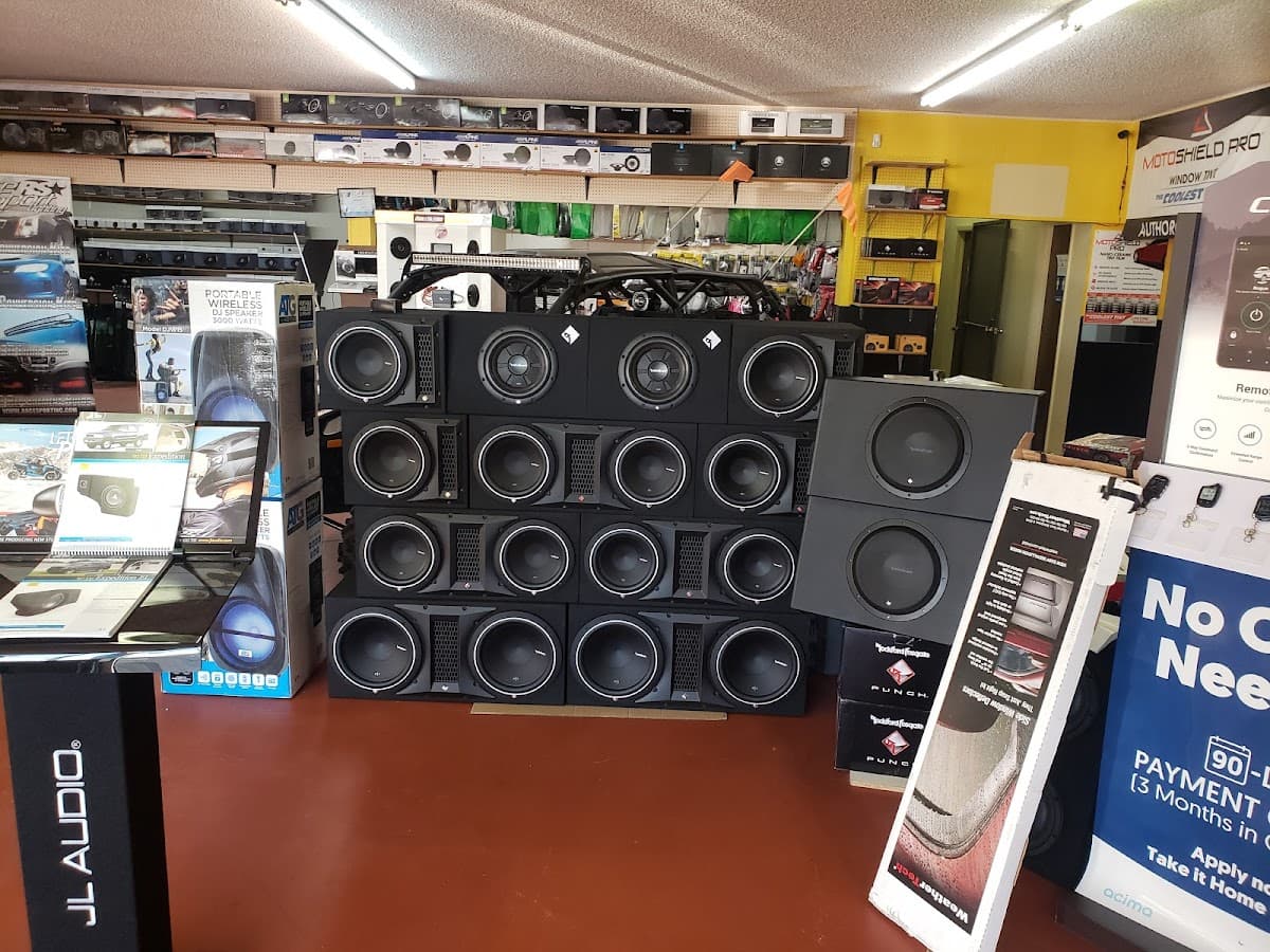 J&j stereo auto glass window tint and locksmith image 10