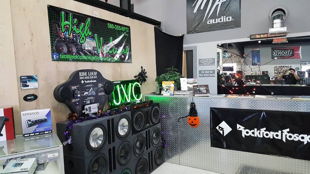 High Volume Car Stereo image 4