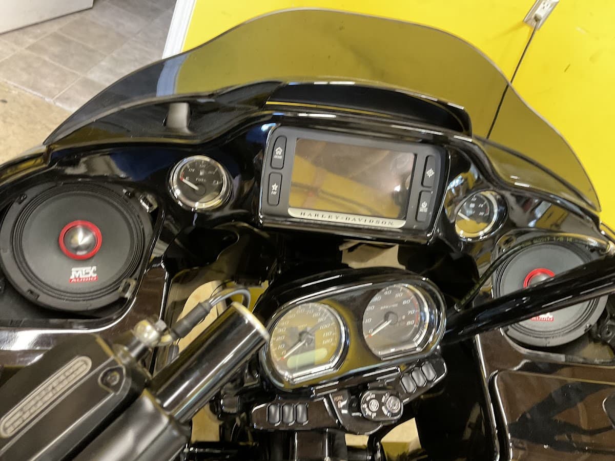 DISCOUNT CAR AUDIO car audio shop in Charlotte, North Carolina photo 5