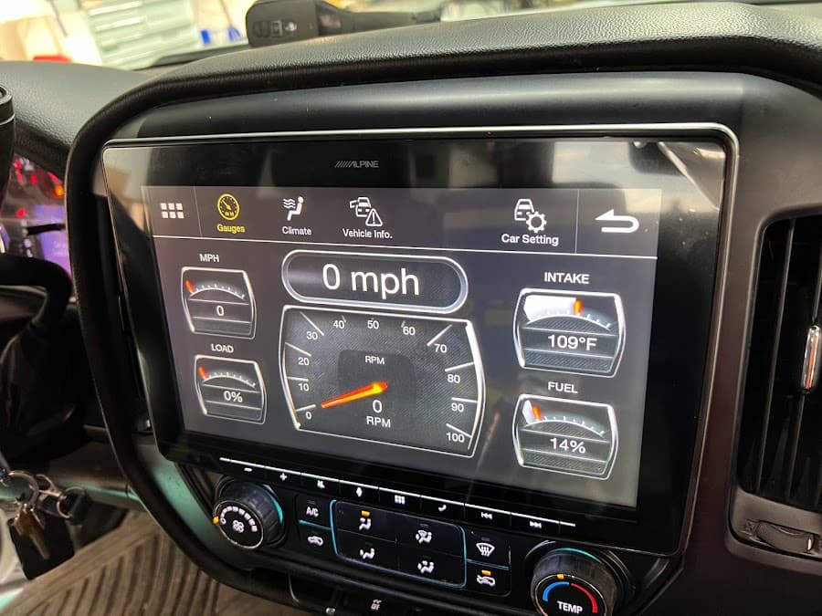 Crazy Ralph's Car Stereo image 9