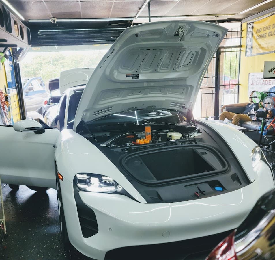 H-Town Mobile Audio image 6